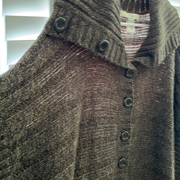 Forever 21 poncho - Picture 4 of 4